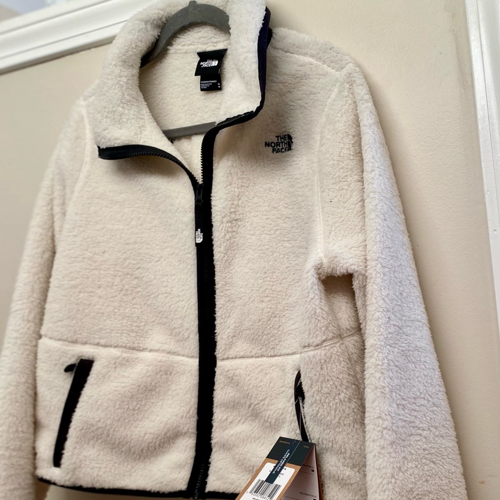 The North Face Dunraven Sherpa
Crop Jacket - Women's Size M